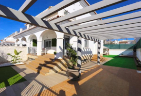 NIZA BEACH Holiday House 10PAX